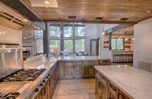 Torreon House | RELAX IN LUXURY. "Retreat at Whispering Pines" In Sought After Torreon!