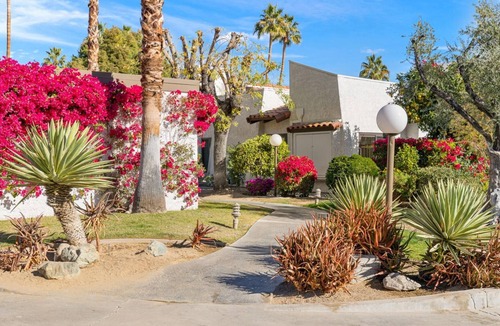 Canyon Corridor Cottage | Renovated 2-bed/2-bath single-level home with private patio in Indian Canyons.