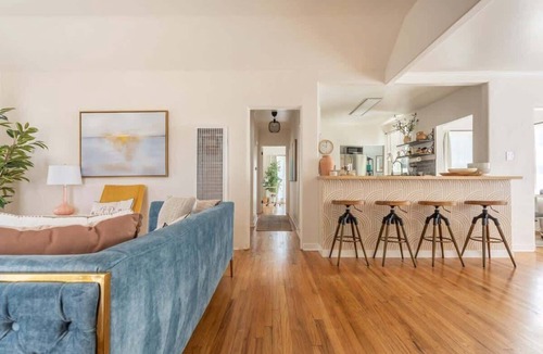 Carlson Park House | Renovated Home I Walk to Downtown | Patio