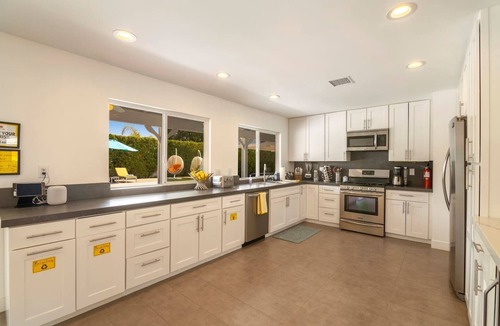 Palm Springs House | Resort Living! Outdoor Kitchen | Fire Pit | 4BR/4BA | 🌴