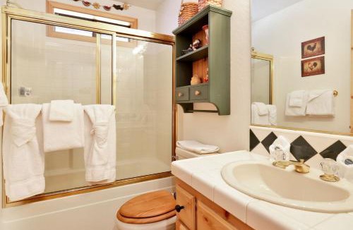Fox Farm House | Retreat to Fox Farm-1662 by Big Bear Vacations