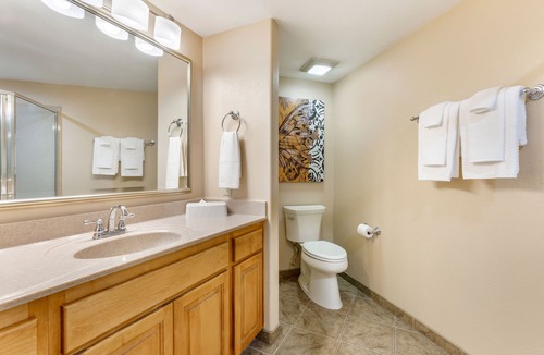 Oak Creek Resort | Ridge on Sedona - STUDIO 1 QUEEN AND SOFABED W/RESORT AMENITIES