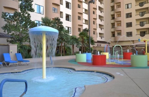 Las Vegas House | Right on the Strip! 4 Relaxing Units, Pool, Spa, Near Miracle Mile Shops