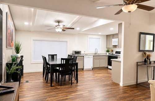 Mohave Valley House | River Retreat Near Needles-Sleeps 8-Boat Parking-Fully Furnished-Snowbirds