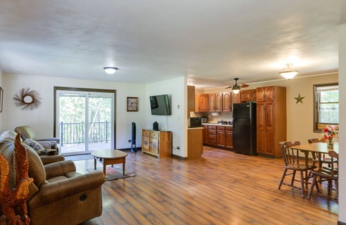Covington Cabin | Riverfront Covington Cabin w/Deck & Fire Pit!