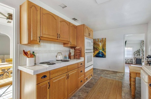 Riverside House | Riverside Birch - Spacious, Cozy, Central, Fitness