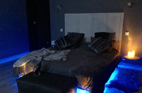 Sernhac Apartment | romantic suite the cocoon