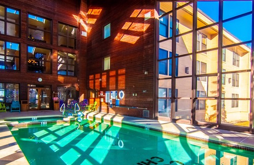 Brian Head Condo | Royal Vista III, Pool & Hot-Tub, Ski-I/O, 2 BR, 2 Bath, Sleeps 6