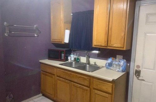 Eastside Bed & Breakfast | S&B Bed& Breakfast