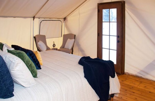 Camp Verde Hotel | Safari Luxury Tent - Couples Getaway,30 Min. to Sedona
