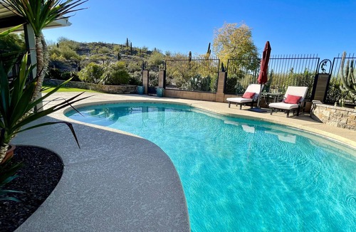 Paradise Valley Oasis House | SANCTUARY ON THE MOUNTAIN- A central city, desert view, heated pool, gem.
