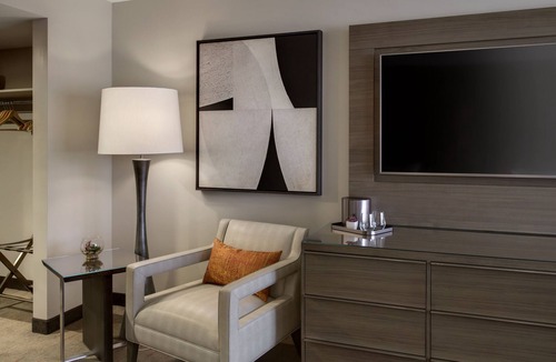 Centennial Hills Resort | Santa Fe Station Hotel & Casino