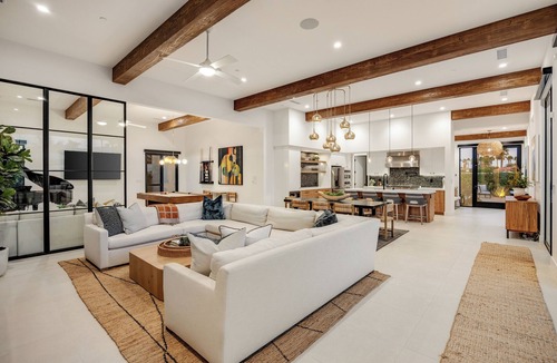 Magnesia Falls Cove House | Sante - Brand New Estate with Pool, Spa & Pickleball Court *28 night minimum*