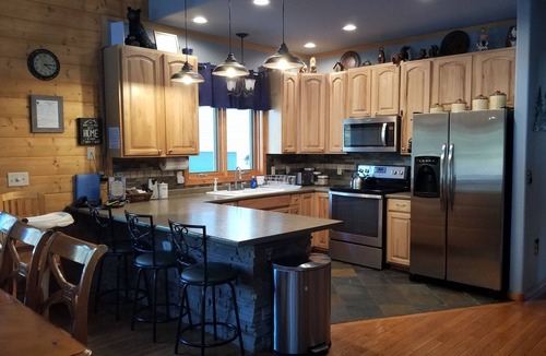 Williams Cabin | Save the 11% city tax! Homebase for Williams, Grand Canyon, Flagstaff and Sedona