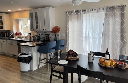Boulder Bay Ski Chalet | Scandinavian Chalet in Coveted Boulder Bay-- 5 mins walk lake & near Ski Resort