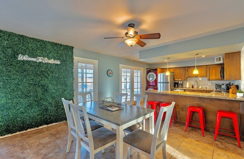 Scottsdale Estates Six House | Scottsdale Arizona - Pool, Hot Tub, & Mini Golf! Perfect for family and groups!