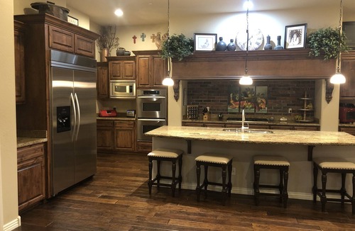 Aztec Corridor House | Scottsdale - Close To Everything - Off 101 - Sleeps 10-16