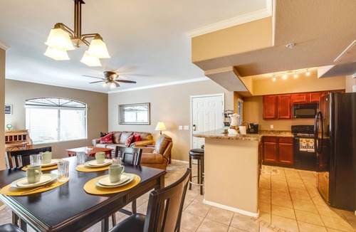 North Scottsdale Condo | Scottsdale Condo: 0.3 Mi to Pickleball Courts!