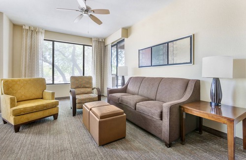 Scottsdale Links Resort | Scottsdale Links Resort - 3 BEDROOM 1 KING 2 QUEEN SUITE WITH ACCESSIBLE TUB