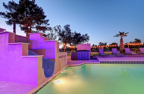 Paradise Valley Village Villa | ScottsdaleStays 10BR-6BA Multimillion Acre Estate-Pool-Sport Courts-SUMMER DEALS