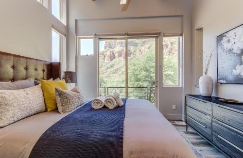 Sedona House | Sedona Canyon Terrace modern mountain home tucked away in canyon, Chefs Kitchen, deck & views!