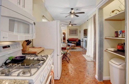 Sunrise Manor House | Serene Sunrise Calm Casita-cabana & pool