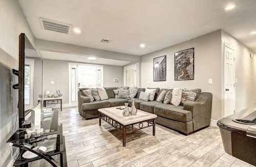 Paradise Valley Village House | Sleeps 32 | 19-Bedroom Phoenix Compound | Private Hot Tub | Pet-Friendly