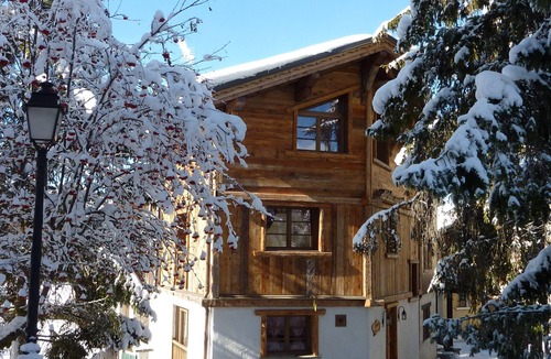 Le Praz Ski Chalet | Small charming chalet in old wood mountain atmosphere and warm guaranteed
