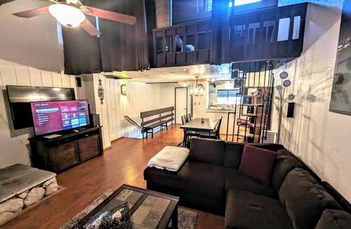 Big Bear Lake House | Snow Summit Townhouse with Spa Unit #62