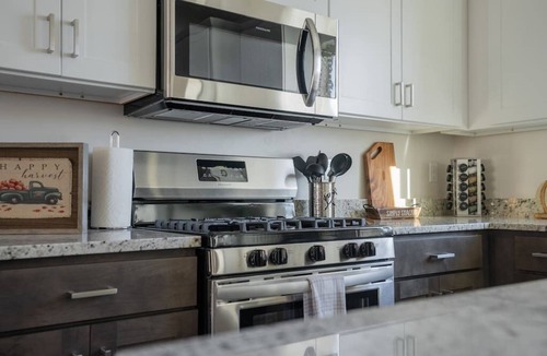 Hildale House | So Zion Painted Desert-4Bed, 3Bath, Hot Tub, Deck