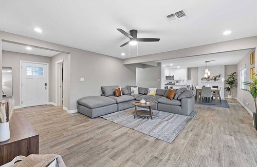 South Scottsdale Villa | Solace | Pool, Hot Tub, Cabana, Fire Pit, Outdoor Living, Sleeps 22 | Old Town Scottsdale