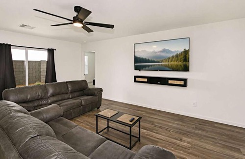 Prescott Valley House | Spacious 4BR Rental near Downtown Prescott