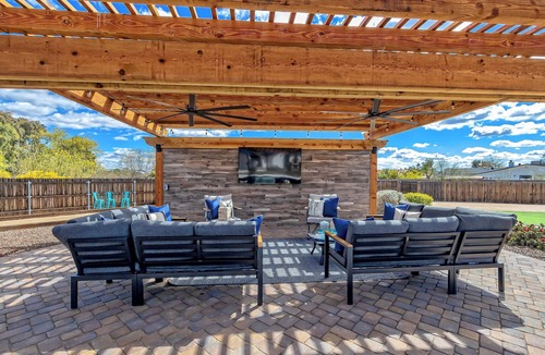 Chaparral Estates House | Spacious 5-bedroom house with Pickleball, Heated Pool, Hot Tub, and much more