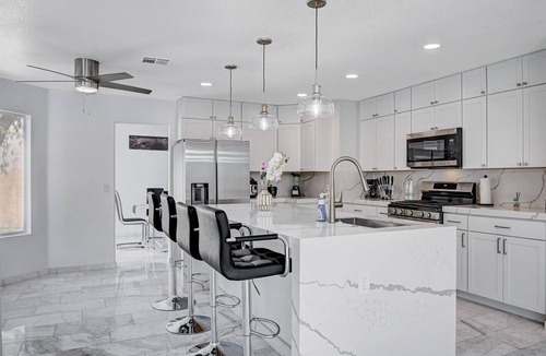 Spring Valley House | Spacious 5BR Home w/Private Pool Quiet Area Near Las Vegas Strip