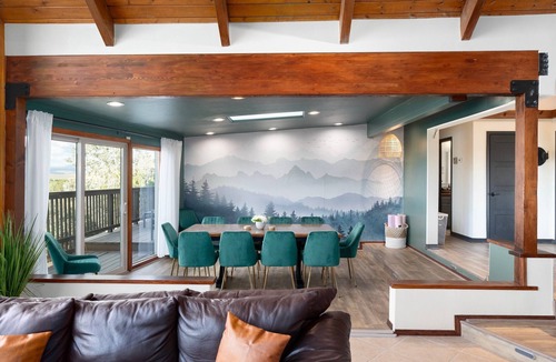 Cottonwood-Verde Village House | Spacious 7-bedroom House in Breathtaking Cottonwood with 11 Beds and amenities.