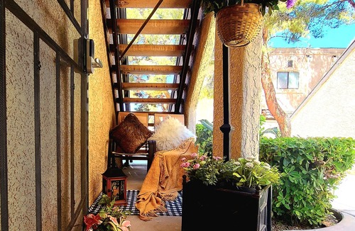Paradise Condo | Spacious Condo minutes away from Las Vegas Strip