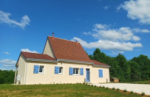 Meyrals House | Spacious dream accommodation with heathed pool in the heart of the Dordogne!