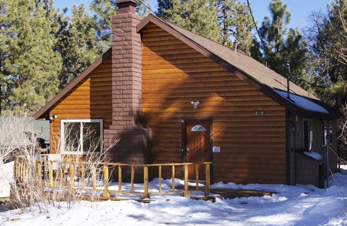 Sugarloaf Cottage | Spacious Hidden Gem, Dog-Friendly, WiFi, with Fence and Deck