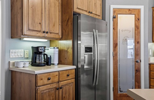 Mesquite House | SPACIOUS HOME WITH HEATED SPA INCLUDED!