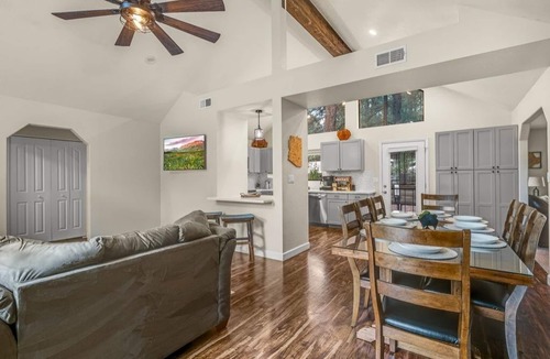 Flagstaff House | Spacious Retreat in the Pines w/Hot Tub + Fireplace! Fall Specials!