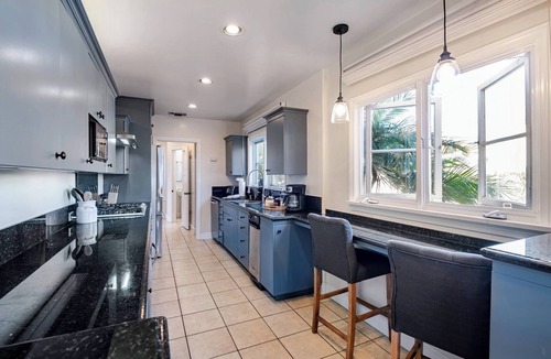 Belmont Shore House | Spanish Home: Steps to Beach & 2nd St -Quiet part of Belmont Shores