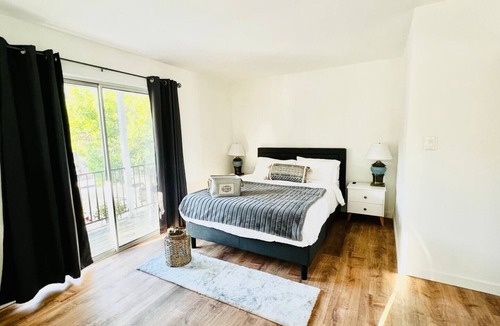 Edenvale House | Sparkling clean fully remodeled 1 bed 1 bath house