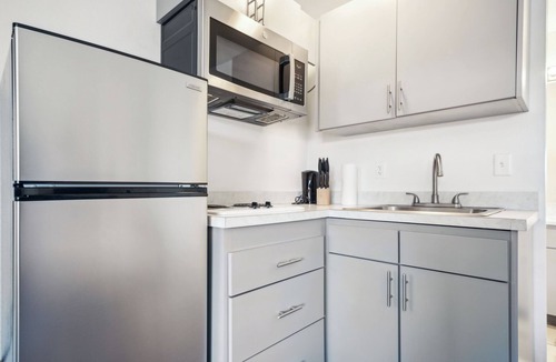 Las Vegas Apartment | Spectra Paradise 408 I Spacious Studio