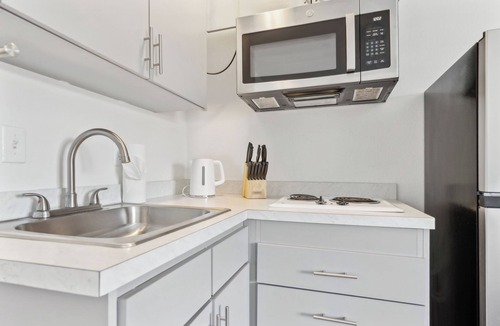 Las Vegas Apartment | Spectra Paradise 510 I Spacious Studio