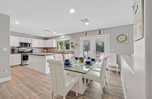 Henderson House | Splish Splash in Your Desert Oasis.Pool table & TVs throughout. Pool & Spa