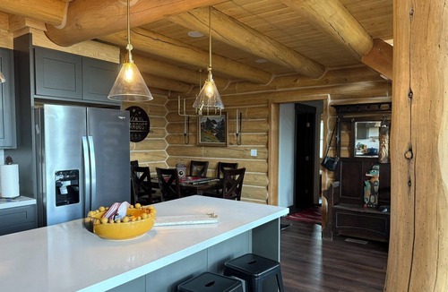 Helper Cabin | Stardust Chalet Luxe Cabin Escape @ Scofield Reservoir with lake view