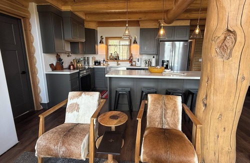 Helper Cabin | Stardust Chalet Luxe Dark Sky Stargazing @ Scofield Reservoir with lake view