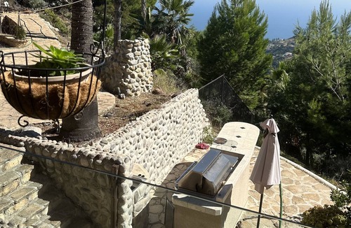 Malibu Resort | Stargate Music Production Studio & Outdoor Stage Entertainment - Malibu
