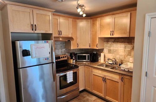 Drumheller Apartment | Steps from the BIG Dinosaur!