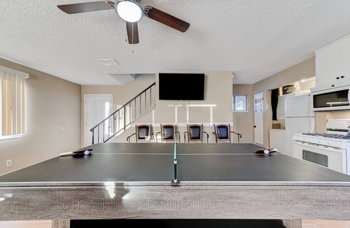 Chinatown House | Strip-Side Villa: 6 Beds, Pool, Mini Golf, Karaoke